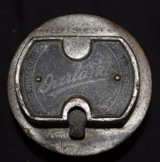 Overland Threaded Automobile Hubcap (1 of 3)