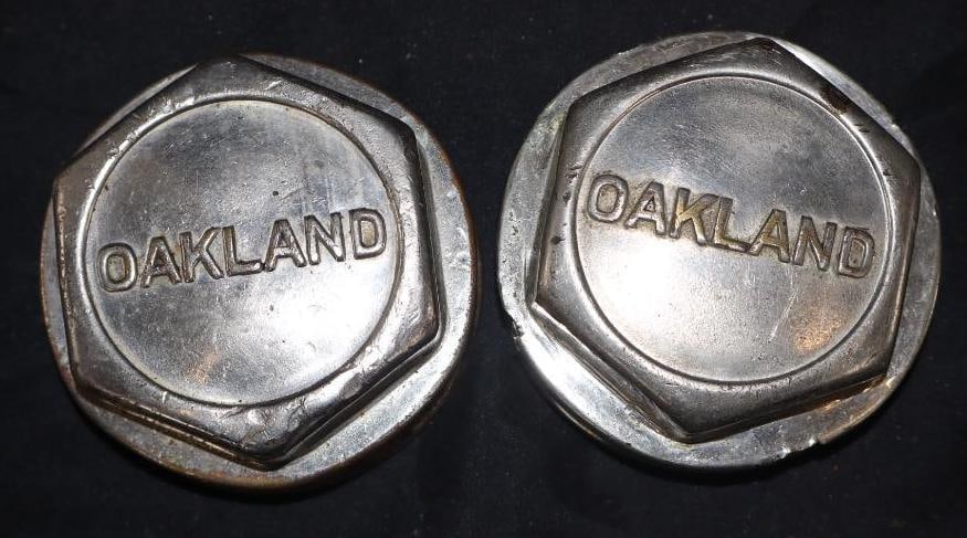 Group Of 2 Oakland Threaded Automobile Hubcaps (1 of 2)