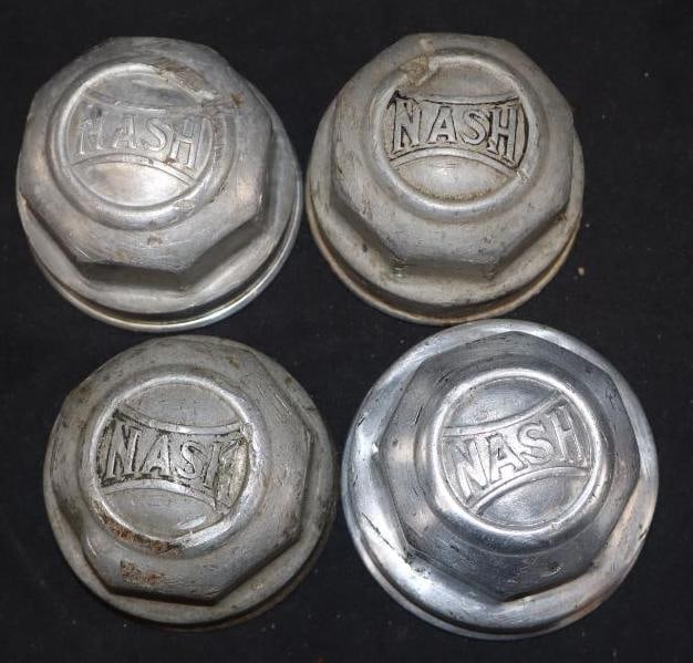 Group Of 4 Nash Threaded Automobile Hubcaps (1 of 2)