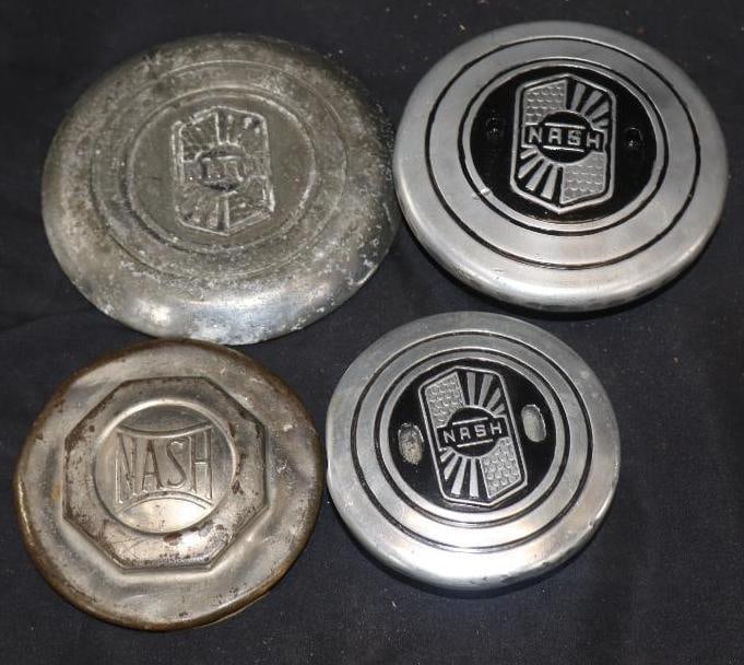 Group Of 4 Nash Threaded Automobile Hubcaps (1 of 4)