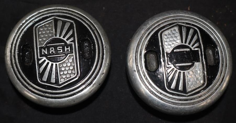 Group Of 2 Nash & After Market Threaded Automobile Hubcaps (1 of 2)