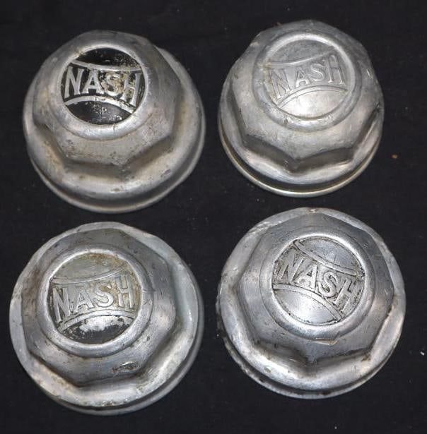 Group Of 4 Nash Threaded Automobile Hubcaps (1 of 2)