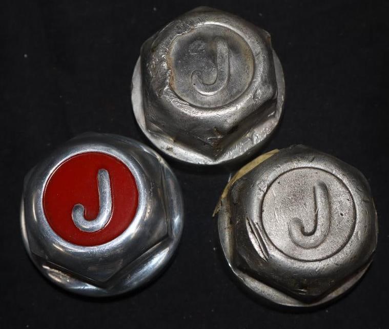 Group Of 3 Jewett Threaded Automobile Hubcaps: 2.5 Each