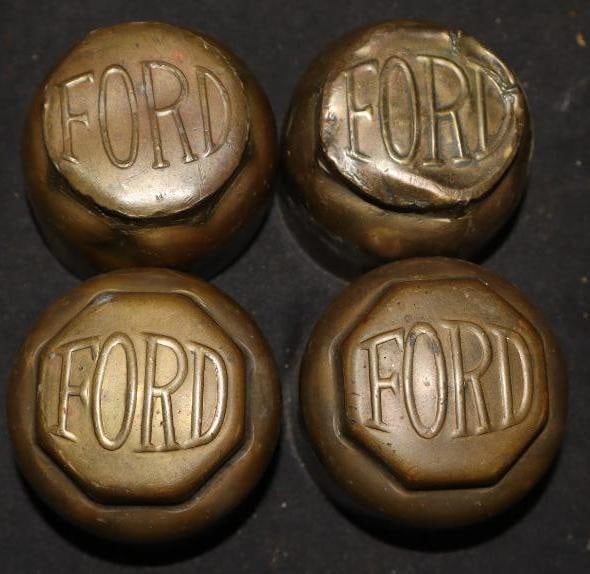 Group Of 4 Ford Brass Threaded Automobile Hubcaps (1 of 2)