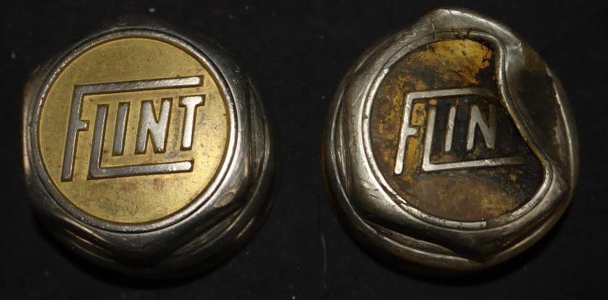 Group Of 2 Flint Threaded Automobile Hubcaps (1 of 2)