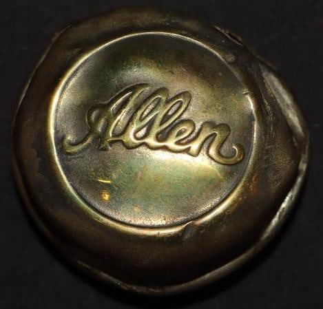 Allen Threaded Automobile Hubcap (1 of 2)