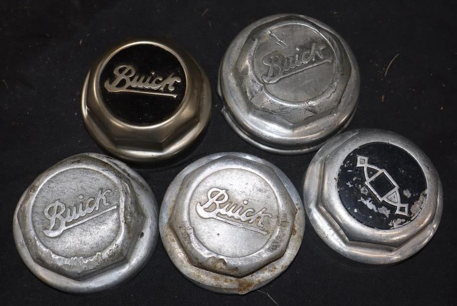 Group Of 5 Buick Threaded Automobile Hubcaps (1 of 2)