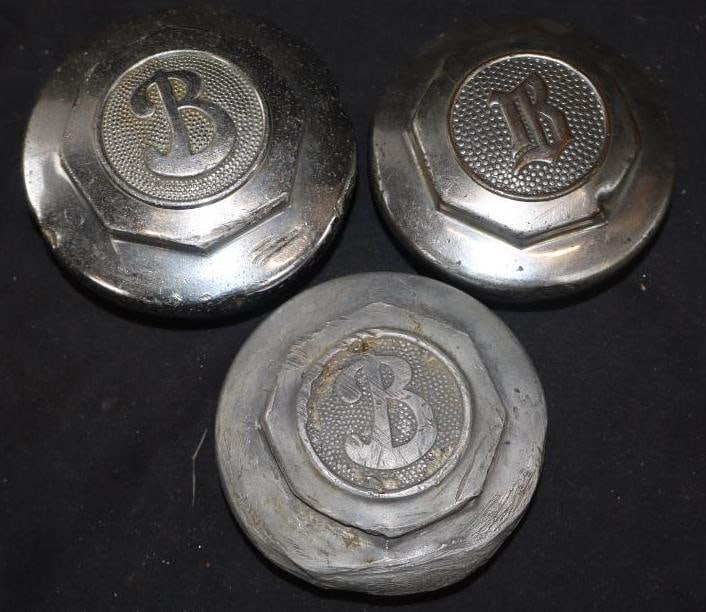 Group Of 3 Buick Threaded Automobile Hubcaps (1 of 2)