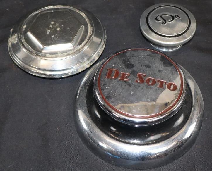 Group Of 3 DeSoto & Chrysler Hubcap Wheel Covers (1 of 4)