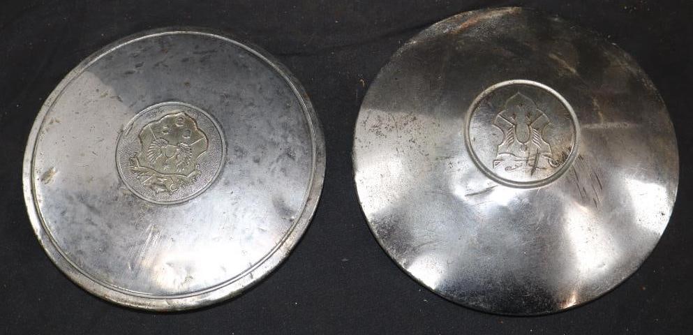 Group Of 2 Oldsmobile Hubcap Wheel Cover (1 of 2)