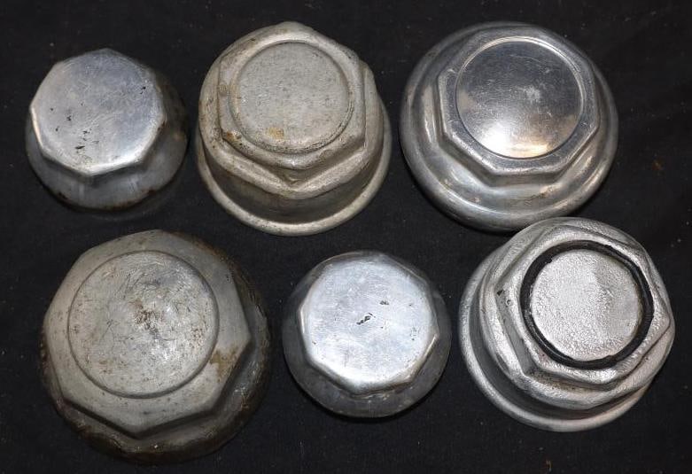 Group Of 5 Different Threaded Automobile Hubcaps (1 of 2)
