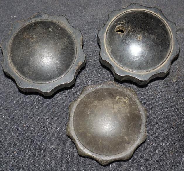 Group Of 3 Bake A Lite & Hard Rubber Threaded Automobile Hubcaps (1 of 2)