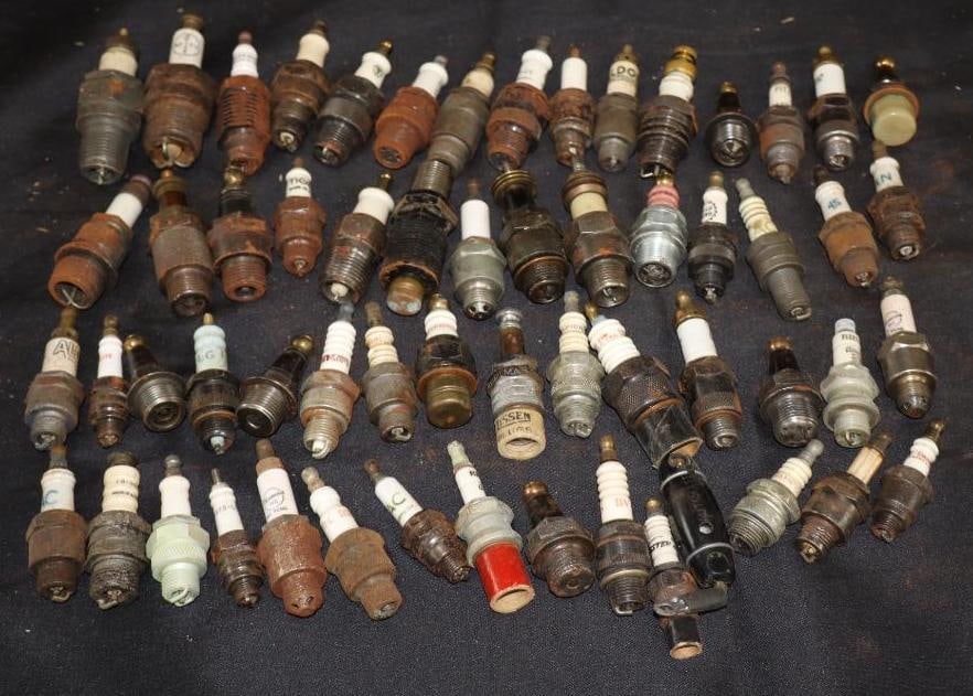 Group Of 59 Early Automobile Spark Plugs (1 of 11)