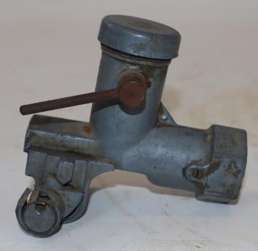 Mobil FilPruf Bottle Lubester Filler Attachment (1 of 5)