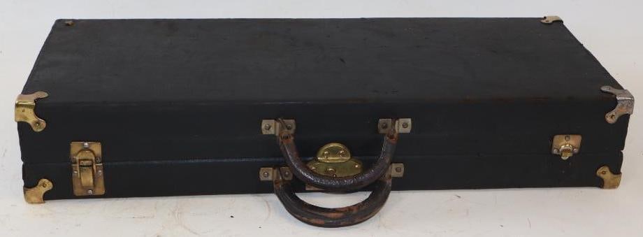 Iowa Oil Company Oil Sample Kit: 26" x 4.5" x 11" has 24 bottles & 7 jars