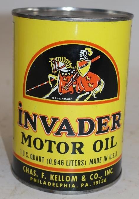 Invader 1 Quart Full Metal Oil Can: 32 oz