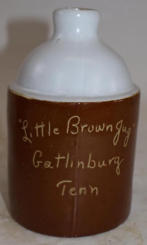 Little Brown Jug Gatlinburg Tennessee Glazed Crock: 3.5" x 3.5" x 5.25"