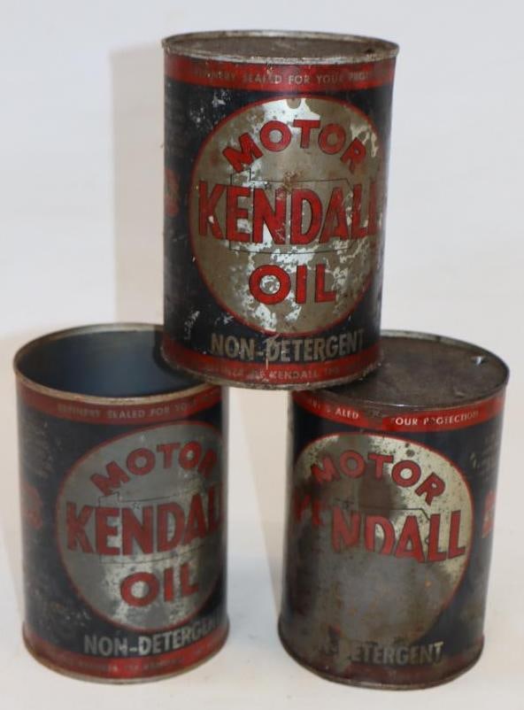 Group of 3 Kendall Non Detergent One Quart Metal Oil Cans: All are empty. One is missing top lid. 32oz each