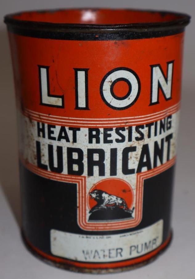 Lion Heat Resisting One Pound Grease Can: Has some contents. 16oz
