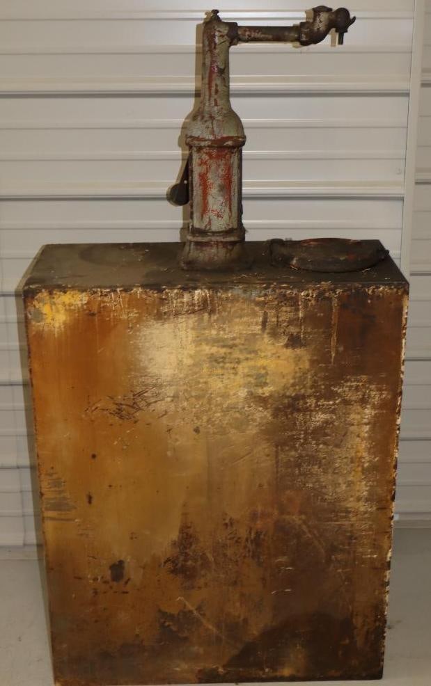 Shell Motor Oil Lubester with Embossed Lid: 27.5" x 11.5" x 54"