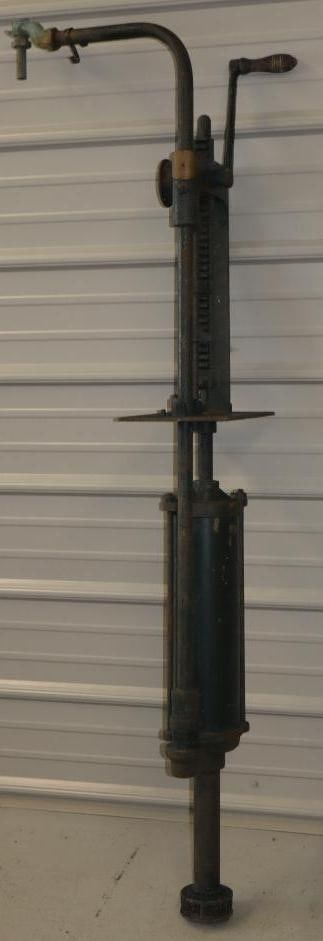 Bowser Bulk Oil Storage Pump (1 of 11)