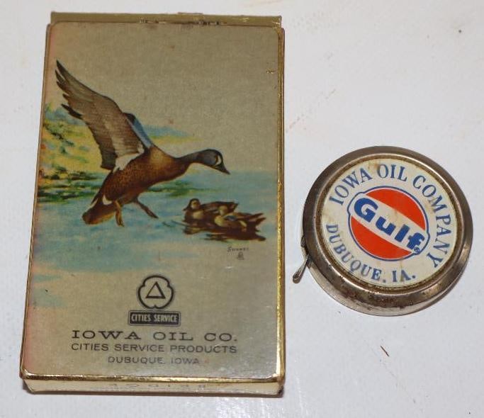 Group of 2 Iowa Oil, Gulf & Cities Services Cards & Tape Measure: Largest is 2.5" x 2.25" x .75"
