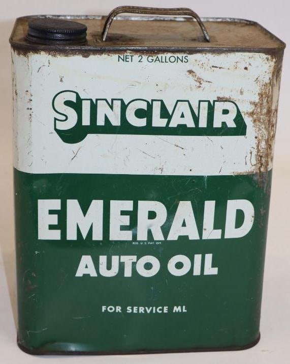 Sinclair Emerald Two Gallon Oil Can (1 of 4)