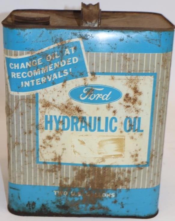 Ford Hydraulic Two Gallon Oil Can (1 of 4)