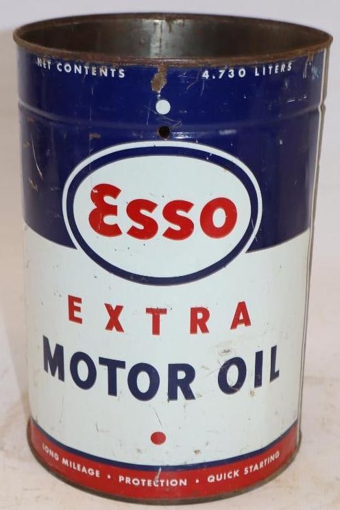 Esso Extra Five Quart Metal Oil Can (1 of 5)