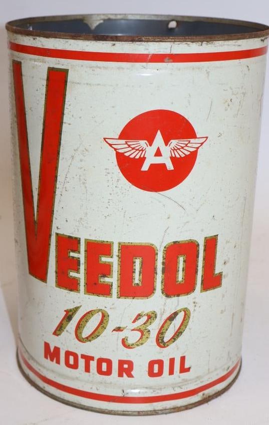 Tide Water Veedol Flying A Five Quart Metal Oil Can White: Missing top lid. 6.5" x 6.5" x 9.5"
