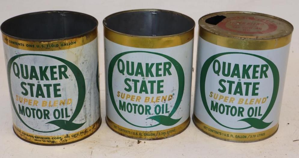 Group of 3 Quaker State Super Blend One Gallon Metal Oil Cans: Two are missing top lid. 6.5" x 6.5" x 7.75" each