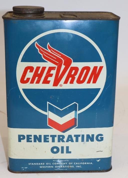 Chevron Penetrating Oil One Gallon Rectangle Oil Can: 6.5" x 4" x 9.25"