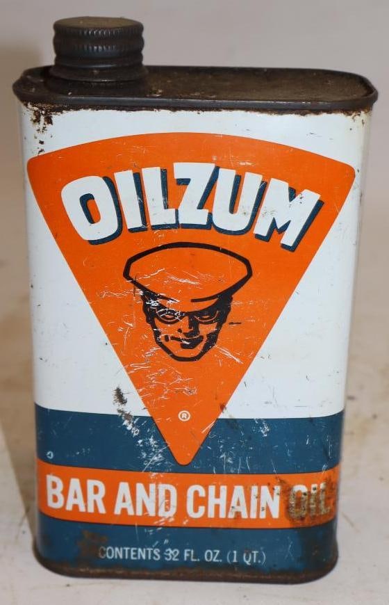 Oilzum Bar and Chain Metal One Quart Oil Can: 4.5" x 2.25" x 7.5"