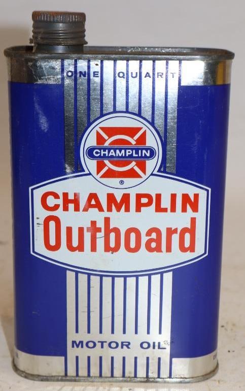 Champlin Metal One Quart Outboard Oil Can: 4.5" x 2.25" x 7.5"