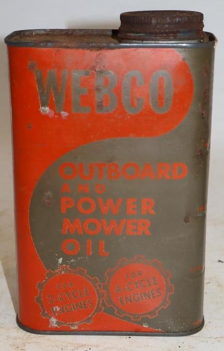 Webco Metal One Quart Outboard Oil Can: 4.5" x 2.25" x 7.5"