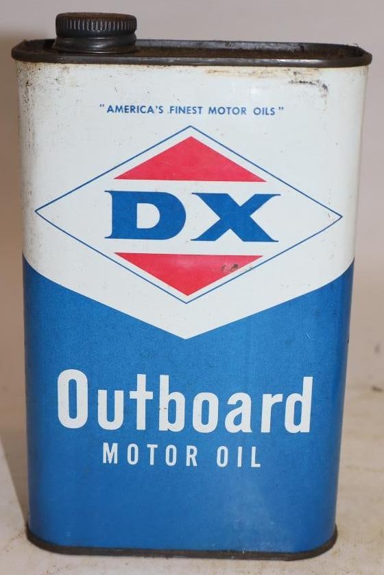 DX Metal One Quart Outboard Oil Can (1 of 4)