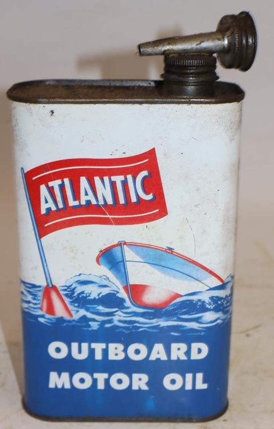 Atlantic Metal One Quart Outboard Oil Can: 4.5" x 2.25" x 7.5"