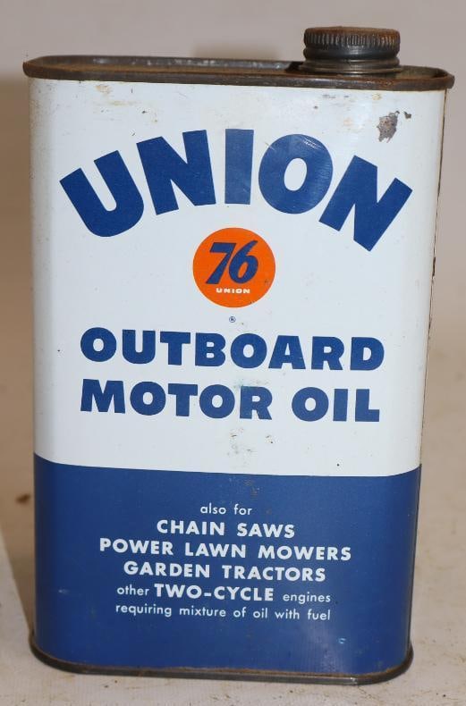 Union 76 Metal One Quart Outboard Oil Can (1 of 4)