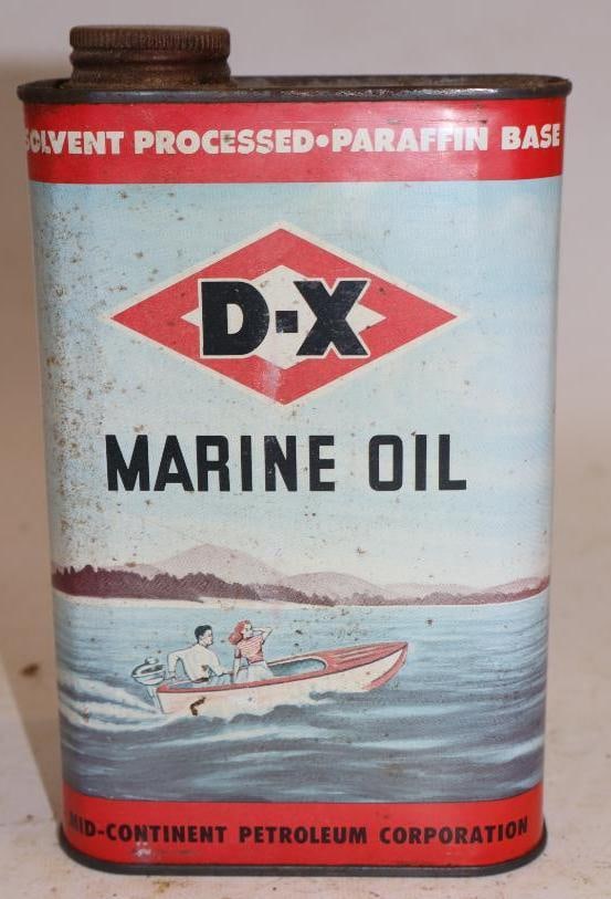 D-X Marine Metal One Quart Outboard Oil Can: 4.5" x 2.25" x 7.5"