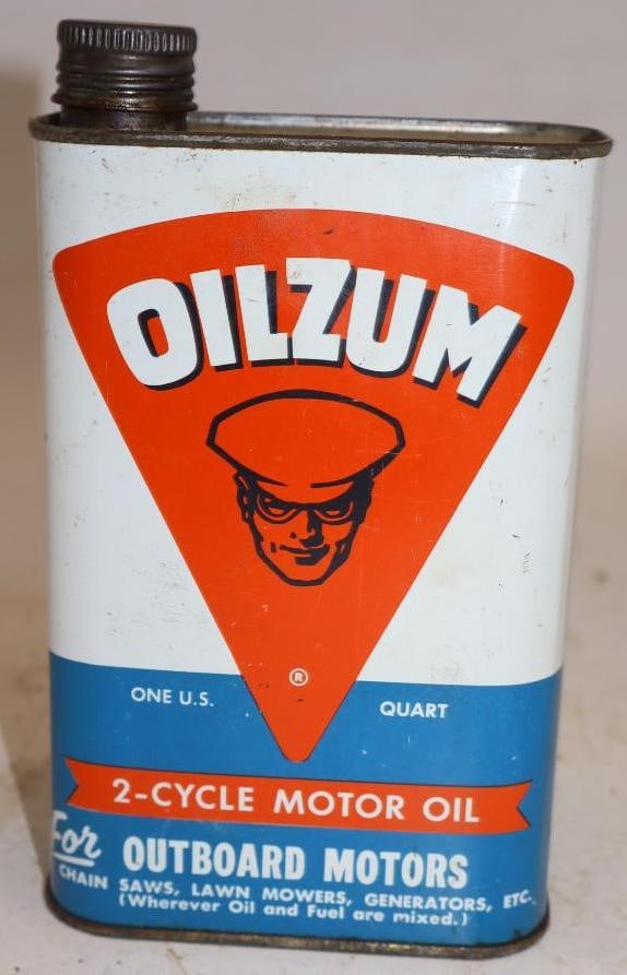 Oilzum 2-Cycle Metal One Quart Outboard Oil Can (1 of 4)