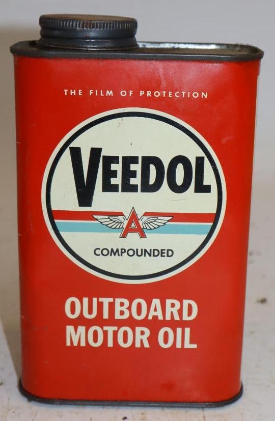 Veedol Compounded Metal One Quart Outboard Oil Can: 4.5" x 2.25" x 7.5"