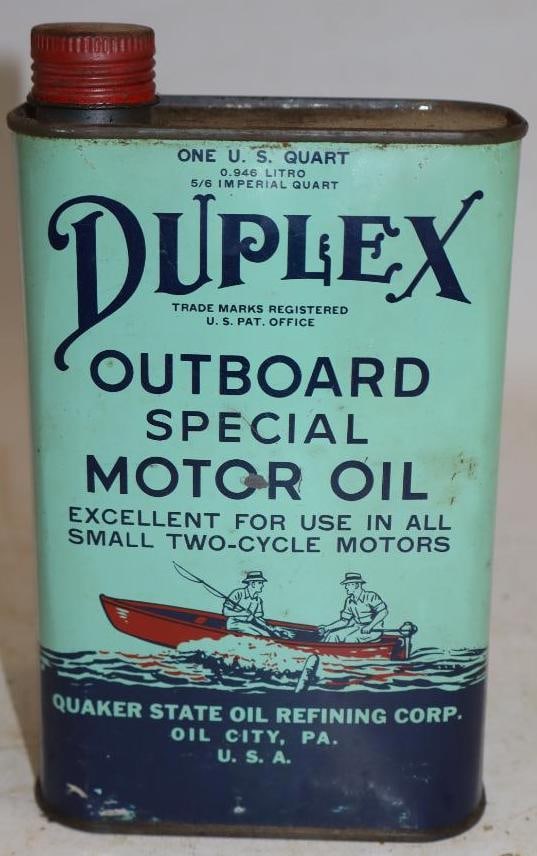 Duplex Metal One Quart Outboard Oil Can: 4.5" x 2.25" x 7.5"