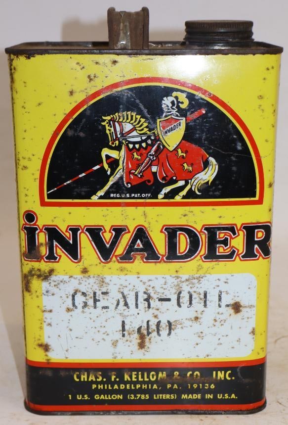 Invader One Gallon Gear Oil Can: 6.25" x 3.75" x 10.25"