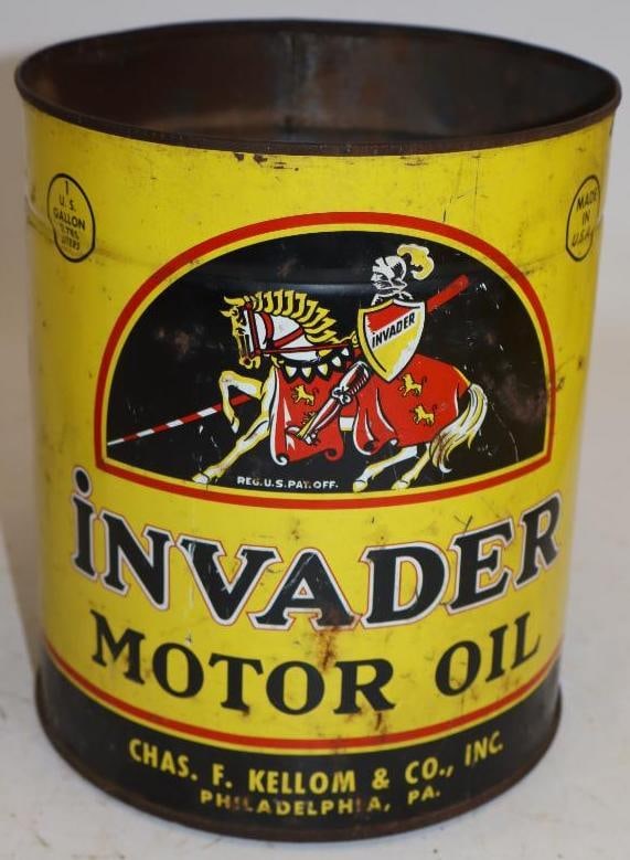 Invader One Gallon Metal Oil Can with One Gallon Size Marker: Missing top lid. 6.5" x 6.5"x 7.75"