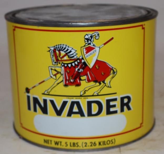 Invader Five Pound Grease Can: Empty. 6.5" x 6.5" x 5"