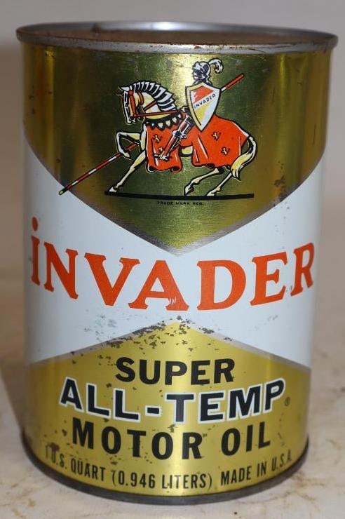 Invader Super All-Temp One Quart Metal Oil Can: Full. 32oz