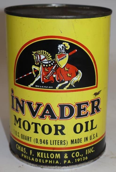 Invader Non Detergent 40W One Quart Metal Oil Can: Full. 32oz