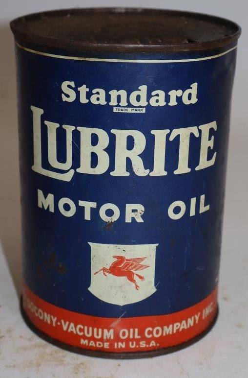 Socony-Vacuum Standard Lubrite One Quart Metal Oil Can: Empty. 32oz