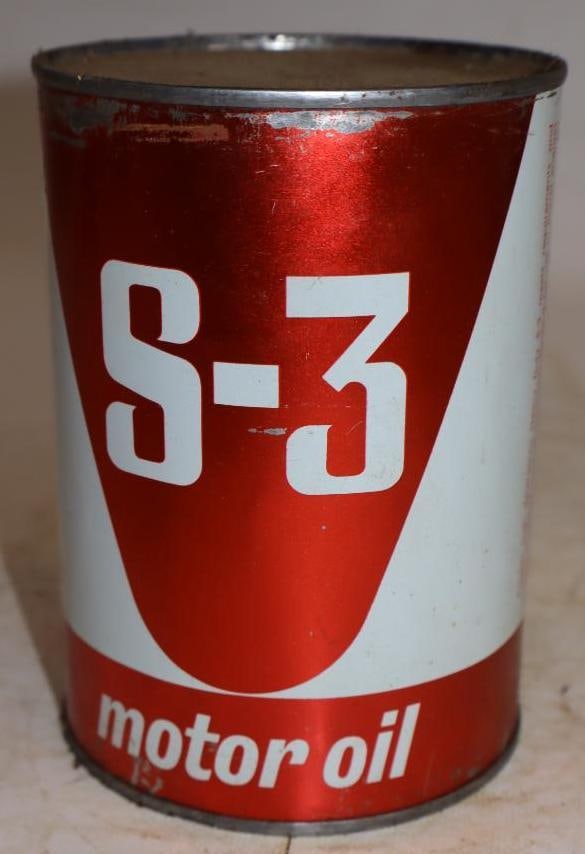 S-3 One Quart Metal Oil Can: Empty. 32oz