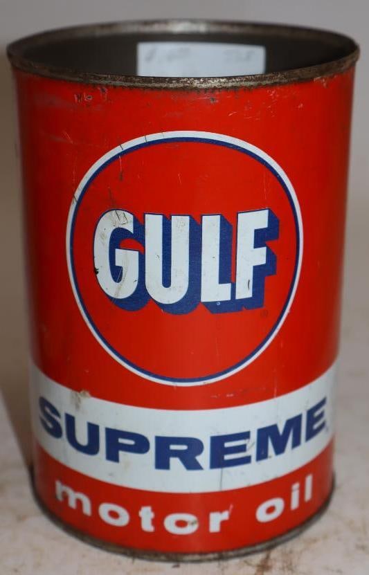 Gulf Supreme One Quart Metal Oil Can: Missing top lid. Empty. 32oz